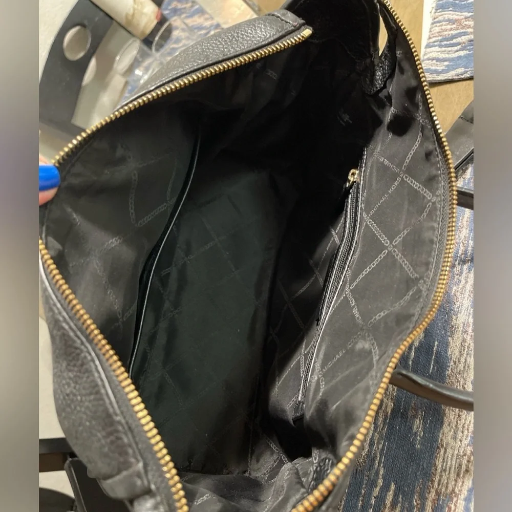 Michael Kors  Purse - Picture 5 of 13